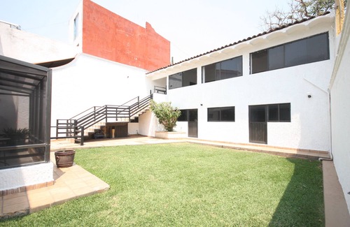Cuernavaca House | Casa Luna con alberca para 26 personas Cuernavaca