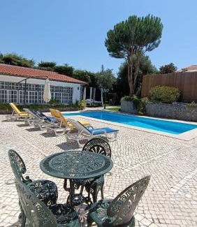 Santa Maria dos Olivais House | Casa Machuca - espaço exclusivo com piscina