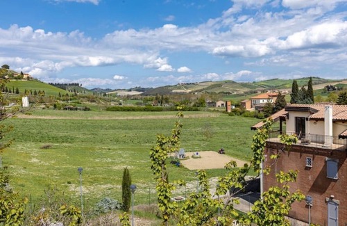 Torrenieri Apartment | Casa Mafalda con vista , a soli 9 minuti da Montalcino