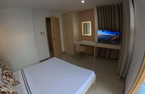 Dauis House | Casa Maria-River view -2 storey house