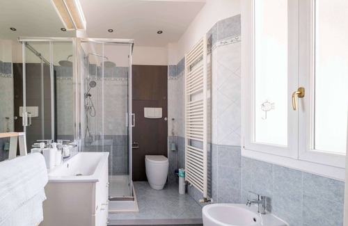 Santo Stefano Apartment | Casa Marion, Stile e comfort in un'elegante dimora bolognese