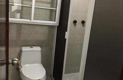 Ecatepec de Morelos House | Casa Matlatlkali cerca de Zonas Arqueológicas y Parques Temáticos