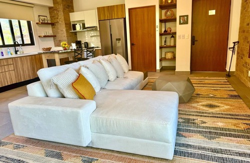 El Caloso Condo | Casa Maya | 1-BR Oasis in Romantic Zone