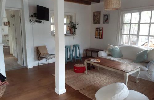 Jose Ignacio House | Casa Merlota - 4 a 5 personas- Entre bosque y mar, con piscina