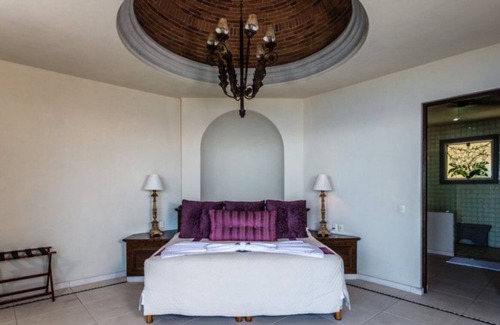 Cihuatlan Villa | Casa Michael Summary: