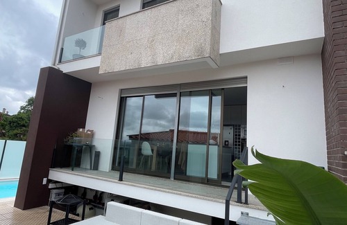 Quintiaes House | Casa Moinho Vedro - Large, quiet house 20 minutes from the beach
