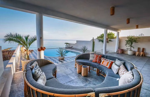 Chuburna Puerto House | Casa Ocea ~ An Oceanfront Art Retreat