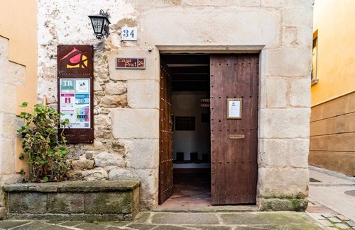 Sant Feliu de Pallerols House | CASA PRAT - tranquility, history and nature