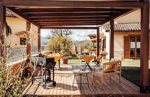 Castelraimondo Villa | Casa Padronale - Rustic Charm, Hiking and Pool