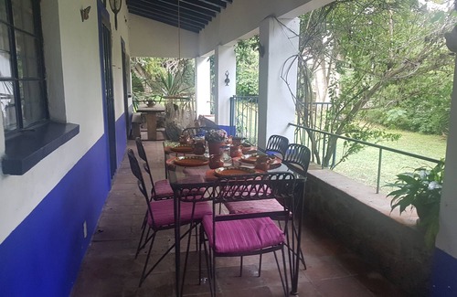 Tepoztlan House | Casa para hasta 11 personas con amplio jardin en Tepoztlan