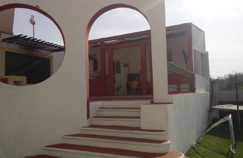 Oaxtepec House | Casa Pariso with the Great Alberca Oaxtepec Mor