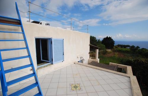 Pianoconte House | Casa Particular Lipari