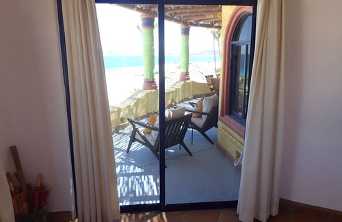 Los Barriles House | Casa Perfecta. Luxury Beachfront House in Central Los Barriles