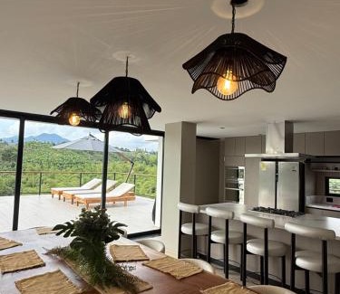 Pereira Villa | Casa RIO - Luxury Above the River