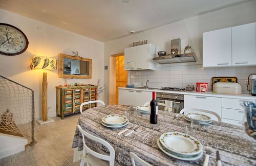San Vincenzo Apartment | Casa Riva - Seafront apartment