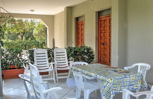 Marina di Ascea House | Casa Rosina: A welcoming apartment that is part of a villa situated at a short distance from the beach, with Free WI-FI.