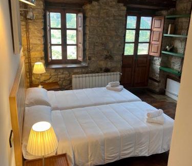 Armano Hotel | Casa Rural Basiver - Habitación Pico San Carlos