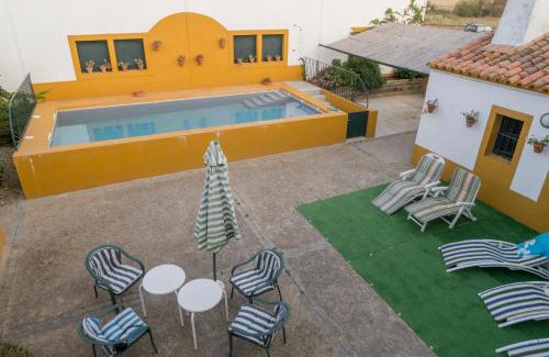 Herrera de Alcantara House | Casa Rural Dehesa de Solana
