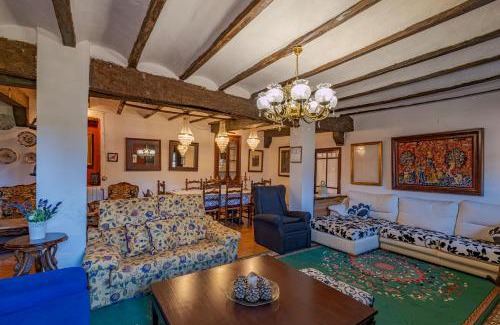 Albentosa House | CASA RURAL VICENTA 1750