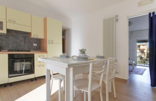 Roseto degli Abruzzi Apartment | Casa seconda fila sul mare [giardino] Wi-fi