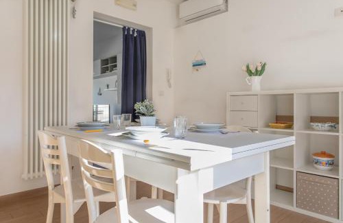 Roseto degli Abruzzi Apartment | Casa seconda fila sul mare [giardino] Wi-fi
