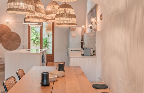 Sencelles House | 'Casa Sencellas Design Holiday Home' with Terrace & Wi-Fi