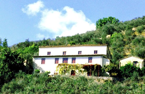 Buti Villa | Casa Serra 10 In Buti, Toscana