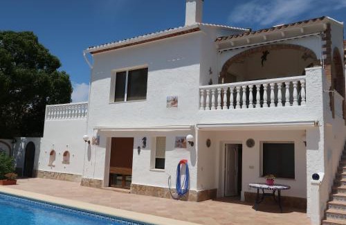 Jalon Villa | Casa Solvino