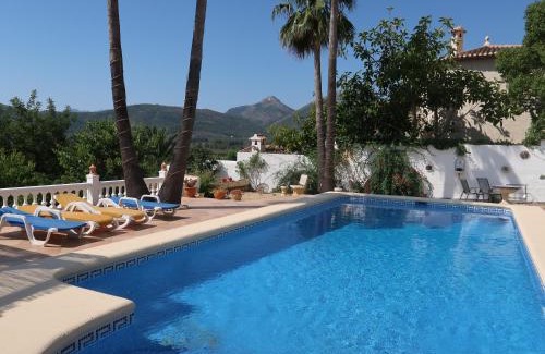 Jalon Villa | Casa Solvino