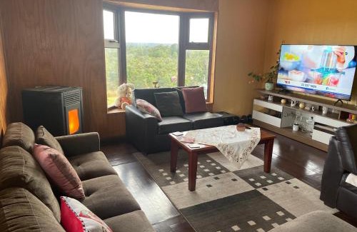 Puerto Montt House | Casa Sra Oti, Tipo Hostal con vista al mar Puerto Montt - CHINQUIHUE