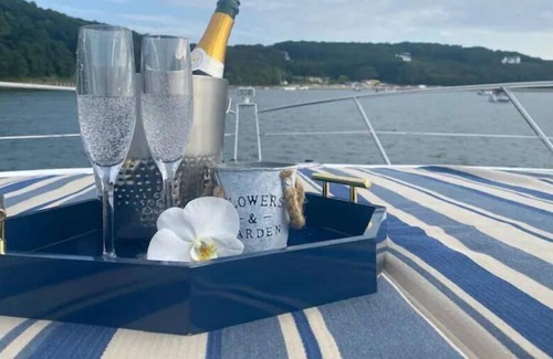 Greenport Boat Rental | Casa Sul Mare-Home on the sea