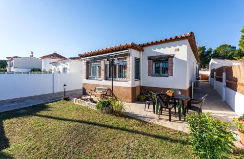 Miami Platja Ski Chalet | Casa Thaiker