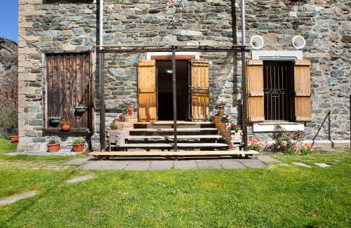 Runaz Apartment | Casa Tua - Avise