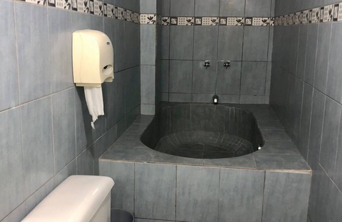 Banos de Agua Santa House | Casa Vacacional céntrica, acogedora,limpia ,segura,completamente independienten