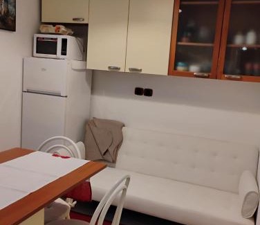 San Giovanni-Chiadino-Rozzol Apartment | Casa vacanze Poison 2