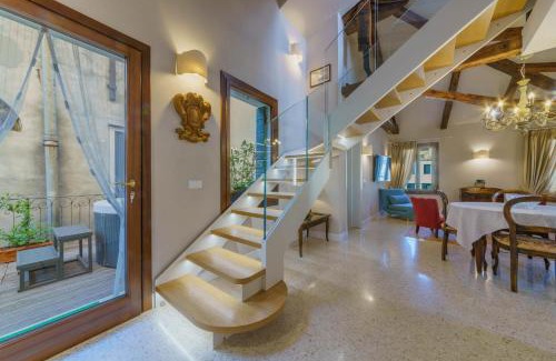 Cannaregio Apartment | Casa Virginia direct at the canal Cannaregio with own roof terrace
