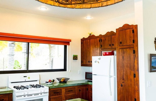 El Sargento Villa | CASACORAZONMX - A Boutique 5BD/5BA Beachfront estate. 945.00USD/n