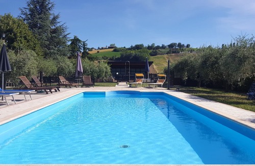 Montegranaro Villa | Casale Terra e Sole, private pool, Jacuzzi, 9 bedrooms, 22 people,