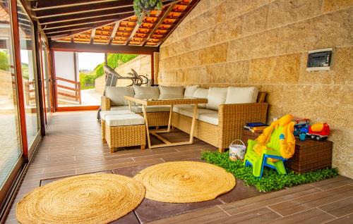 Travanca House | Casas das Pedrinhas by Paisagens Inéditas