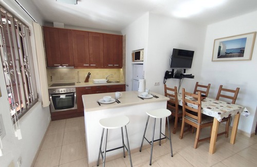 Playa Blanca House | Casas del Sol air conditioned 2 bedroomed luxury villa in Playa Blanca