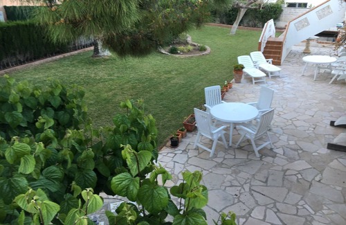 Sant Carles de la Rapita Apartment | Casas Sitori apartment 2 in small-scale private complex on the beach!