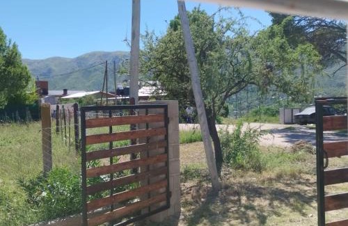 Huerta Grande House | Casas HG - Cabañas sencillas y cómodas en las Sierras que acepta mascotas