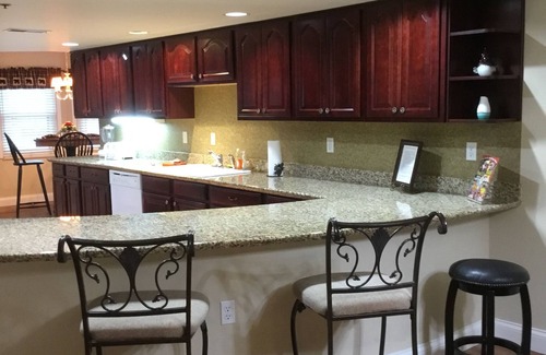 Gatlinburg Condo | Cascading Creek/Gatehouse Condos/2 Bedr./6th Floor
