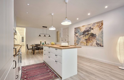 Logrono Apartment | Casita Mela - Apt. for 8 pax w/terrace in Logroño
