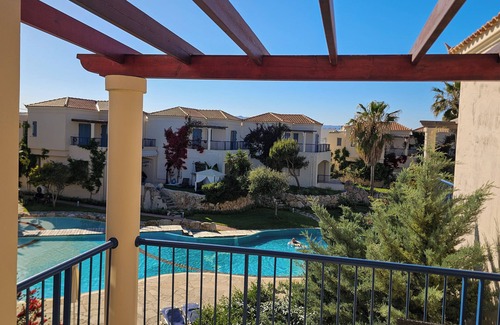 Maleme Villa | Cassiopeia 3-Bedroom House on beach with pool