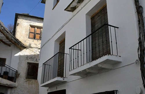 Atalbeitar House | CASTAÑO REAL House (Atalbéitar) in the Alpujarra Granadina 6 5 3 1 1 5 5 1 9. call