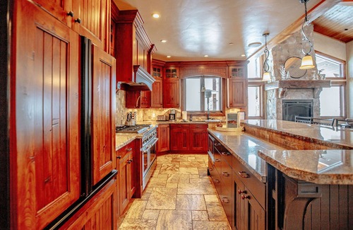 Salt Lake Mountain Resorts House | Castle Butenham by Cottonwood Lodging