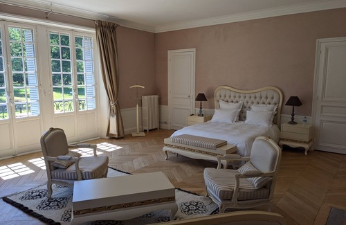 Menetreol Sur Sauldre Other | Castle in the heart of nature!