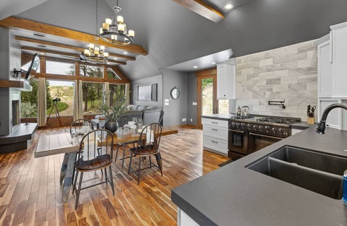 Rapid City House | Castle in the Sky- Overlooking Rapid City