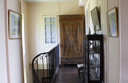 Saint-Gervais House | Castle life in the middle of the vineyard Bâtonnier room